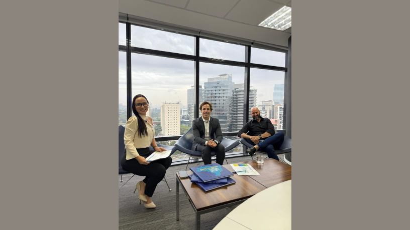 Ian dos Anjos Cunha mostra o poder silencioso dos líderes que transformam escuta em influência e profundidade em liderança.