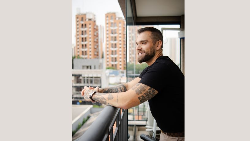 Comeu um doce e já pensa em desistir? Lucas Peralles explica o efeito tudo ou nada na consistência alimentar Lucas Peralles